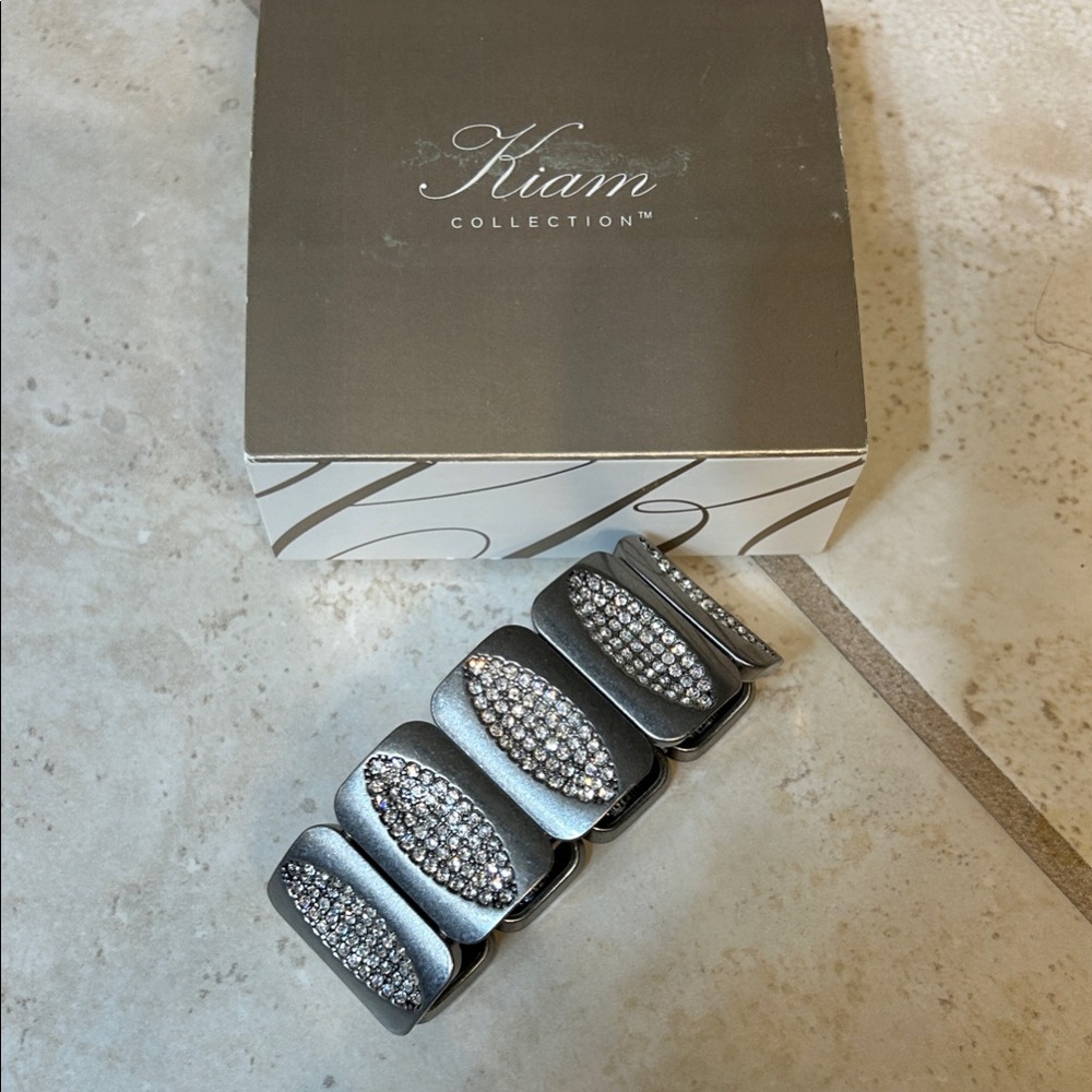 Lia Sophia Silver Bracelet with Sparkling Accents